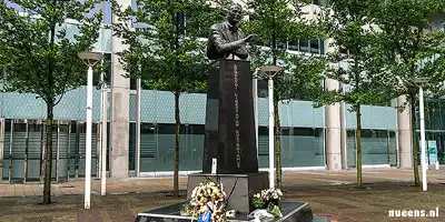 Politieke moord Pim Fortuyn, Standbeeld voor Pim Fortuyn in Rotterdam