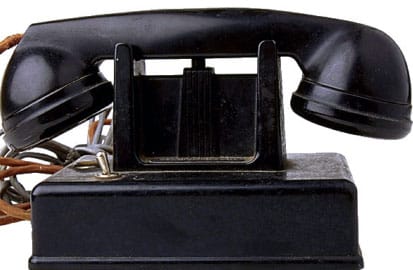 Een oude bakelieten telefoon